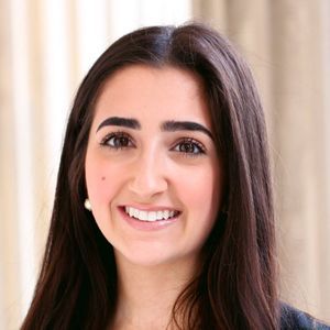 Meet your Posher, Alexis